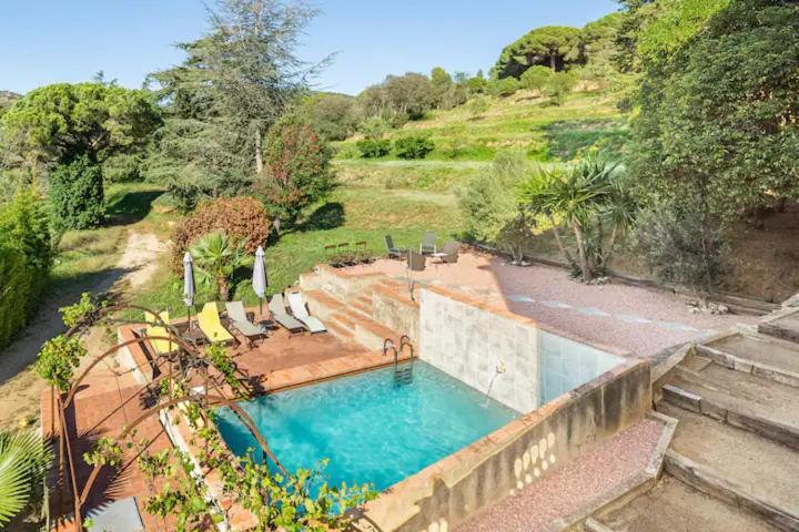 Can Rovira: Neoclassical Mansion Near Barcelona Alella Exterior photo